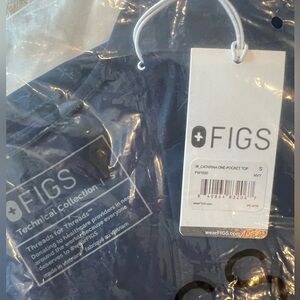Figs NWT Navy Scrub Set